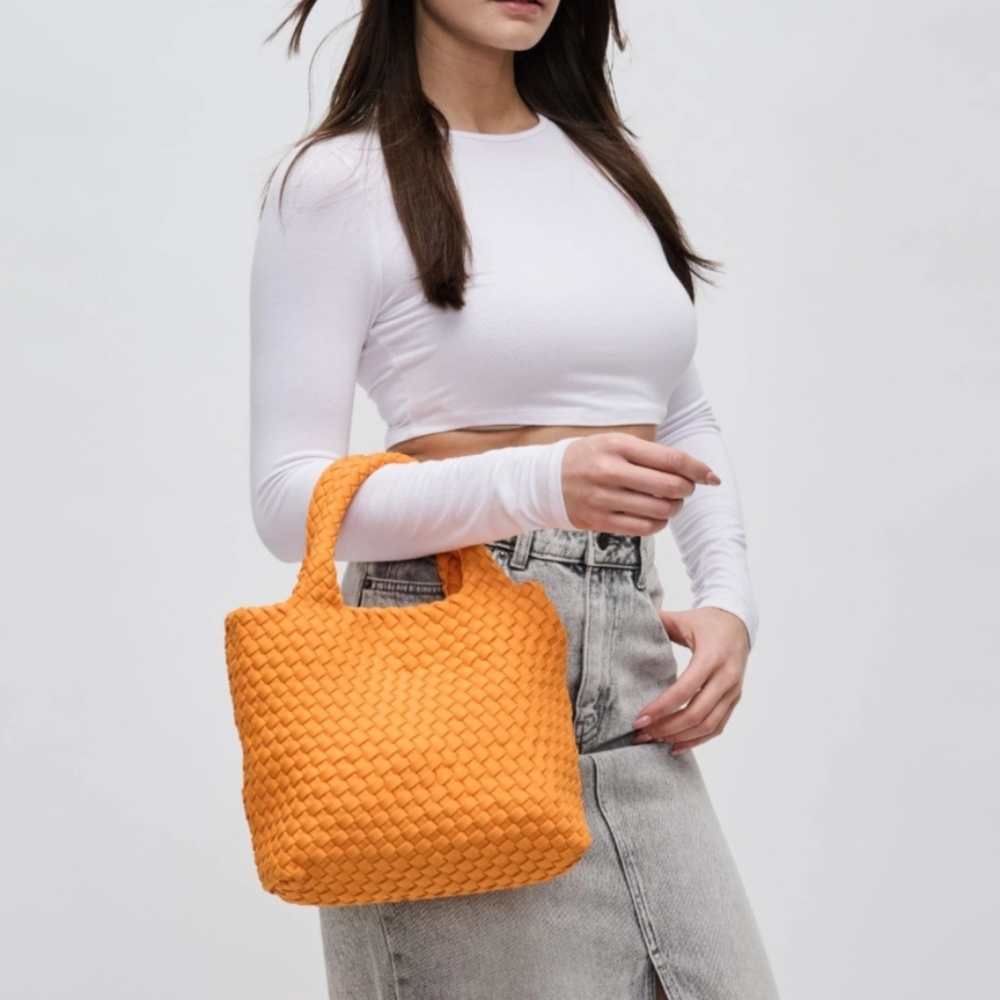 #479 SALE 🛑78 FINAL PRICE! FABULOUS BOHO TRENDY Small Woven Neoprene Crossbody - Picture 5 of 14
